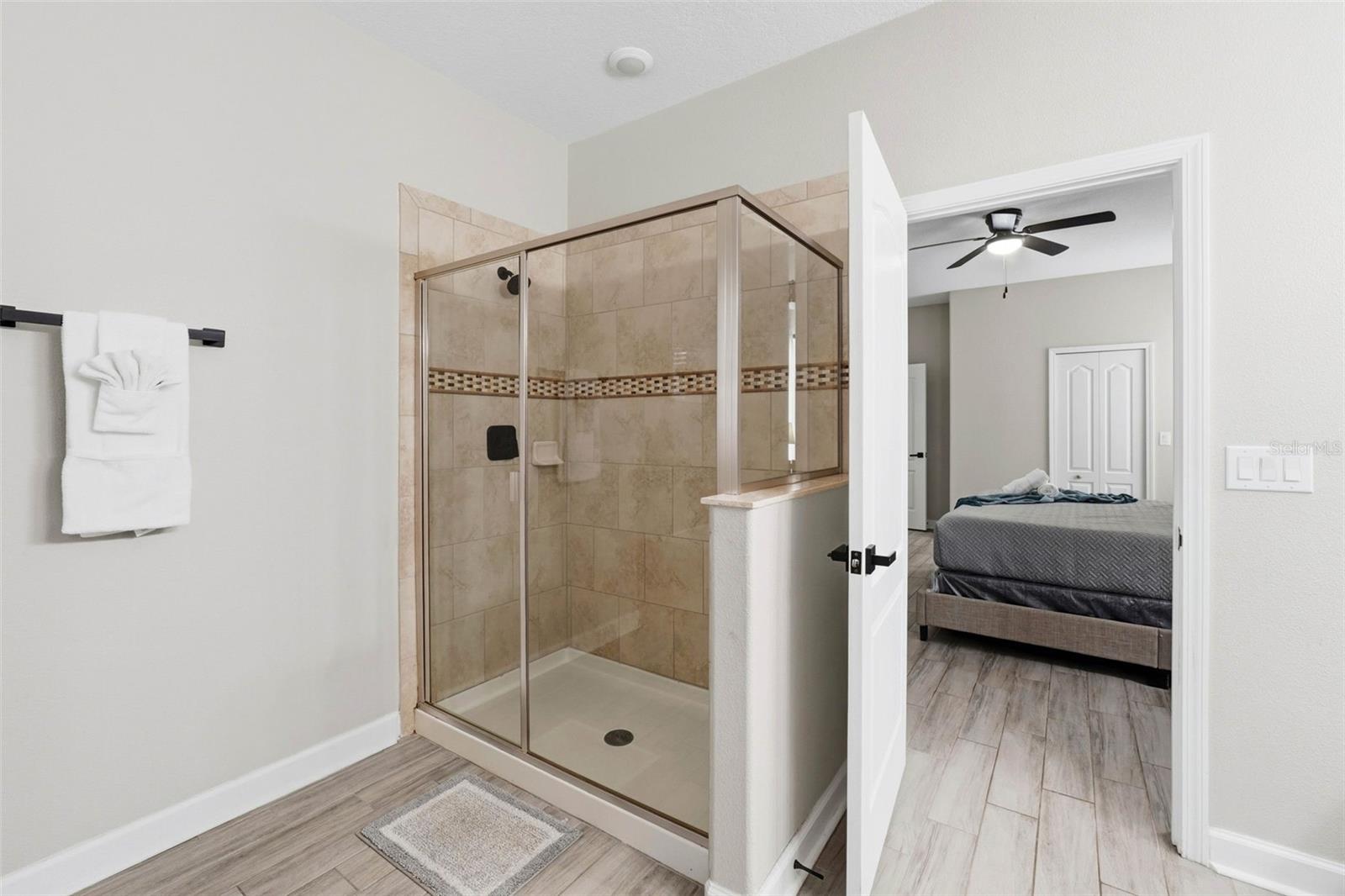 Image 24 of 59 For 1408 Moon Valley Drive