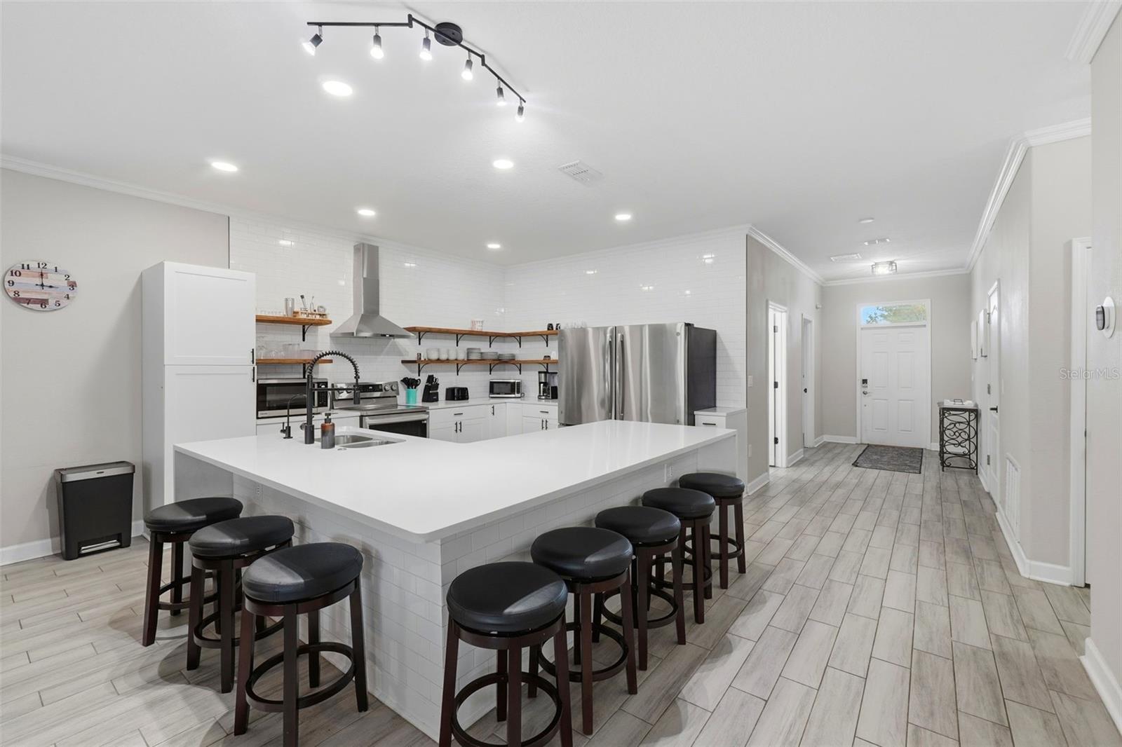 Image 8 of 59 For 1408 Moon Valley Drive