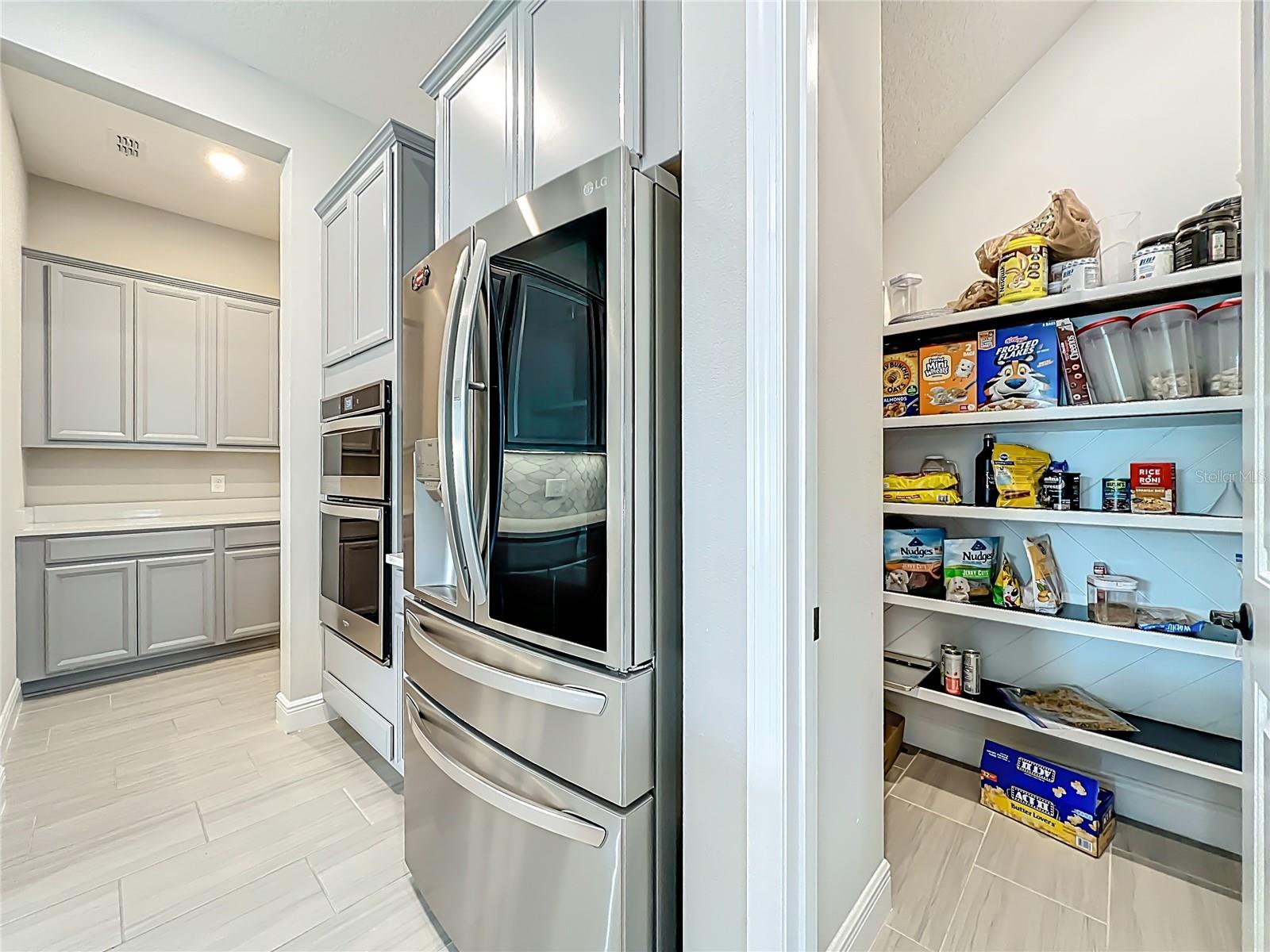 Image 17 of 72 For 9929 Summerlake Groves Street