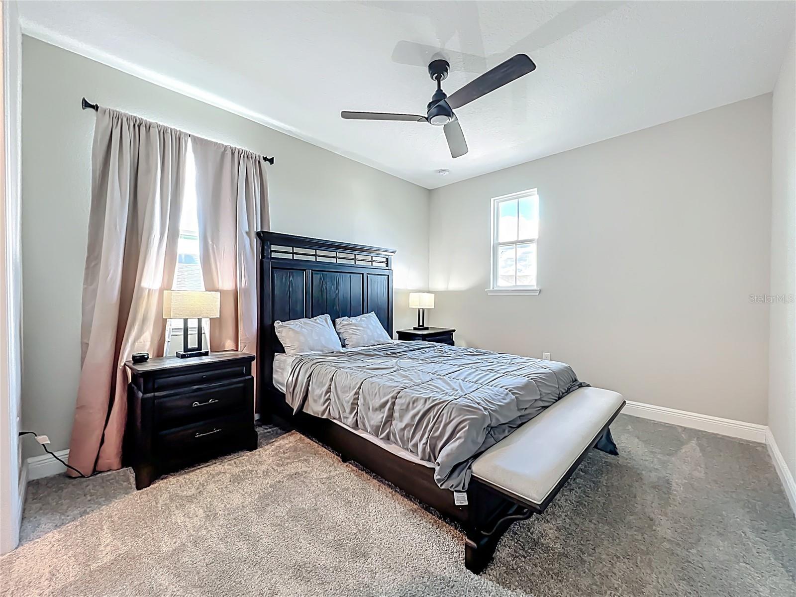 Image 33 of 72 For 9929 Summerlake Groves Street