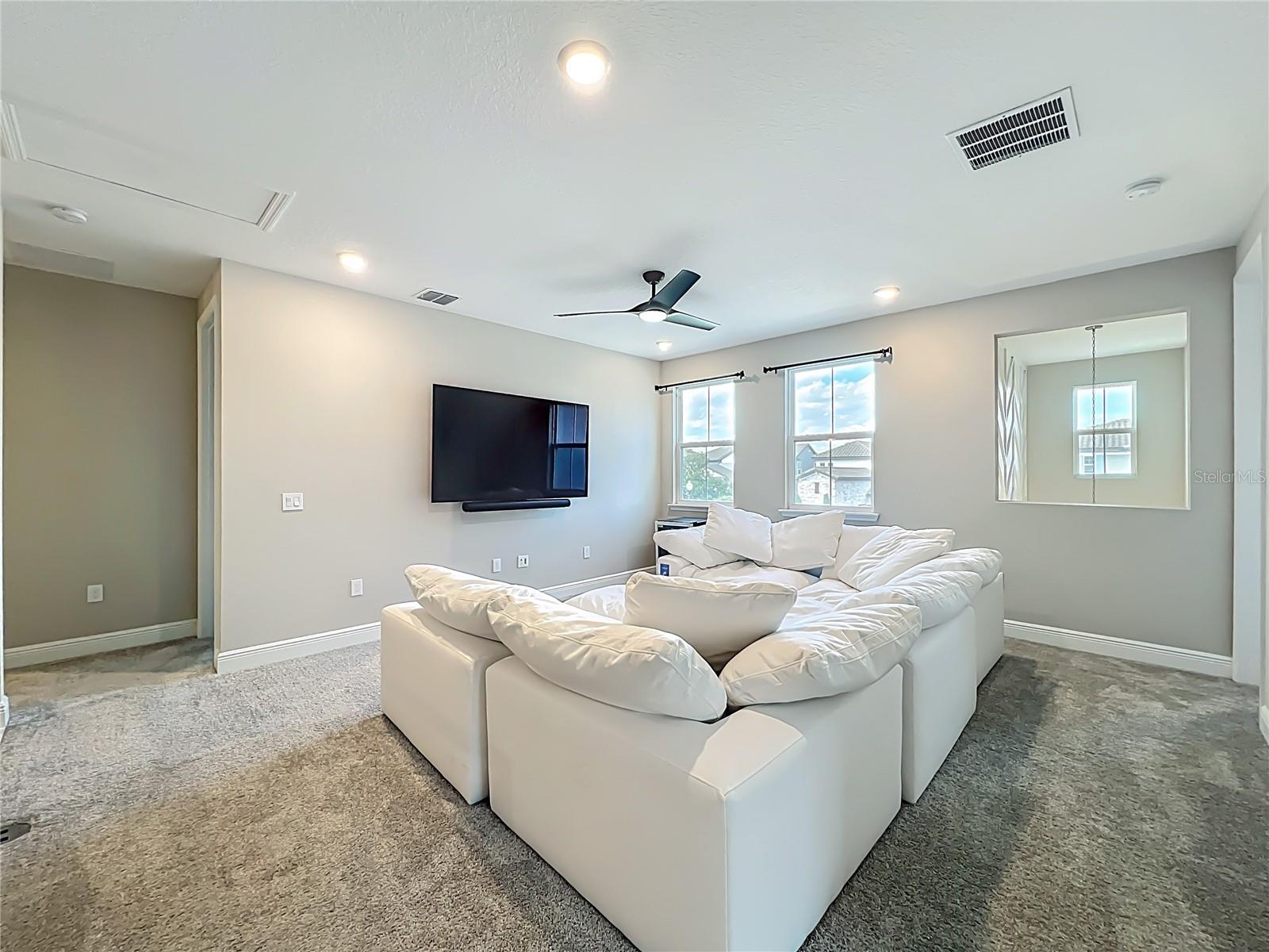 Image 41 of 72 For 9929 Summerlake Groves Street