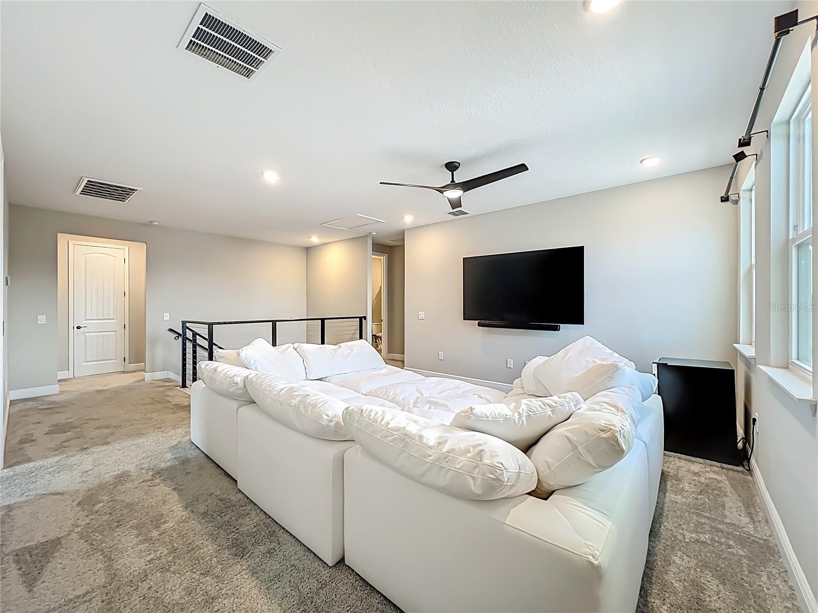 Image 42 of 72 For 9929 Summerlake Groves Street