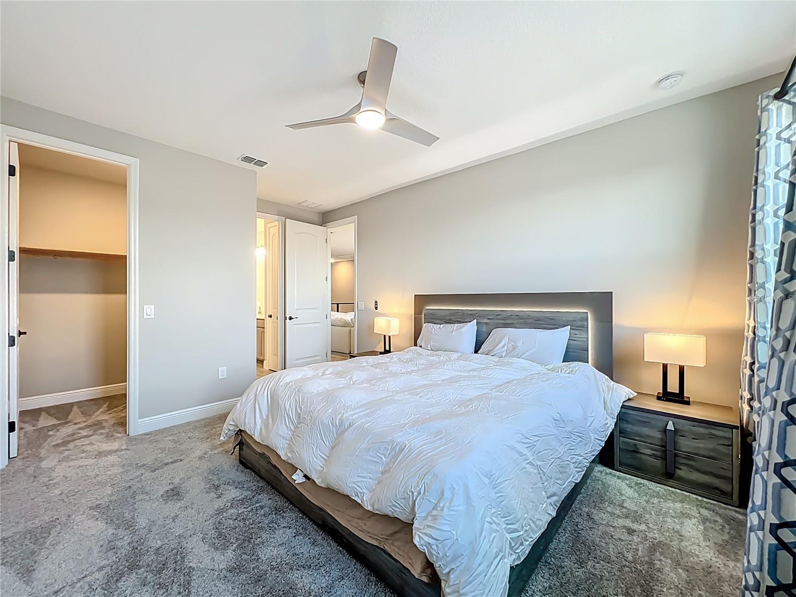 Image 46 of 72 For 9929 Summerlake Groves Street