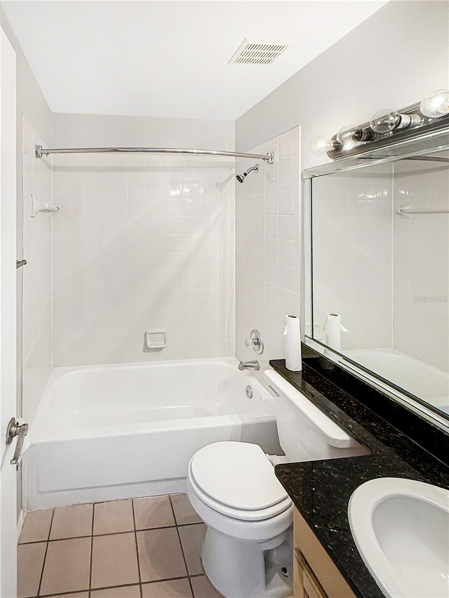 Image 8 of 13 For 90 Hidden Lake Drive 132