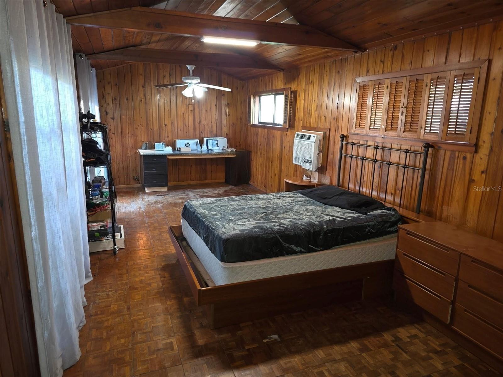 Image 9 of 9 For 4425 Fairview Avenue