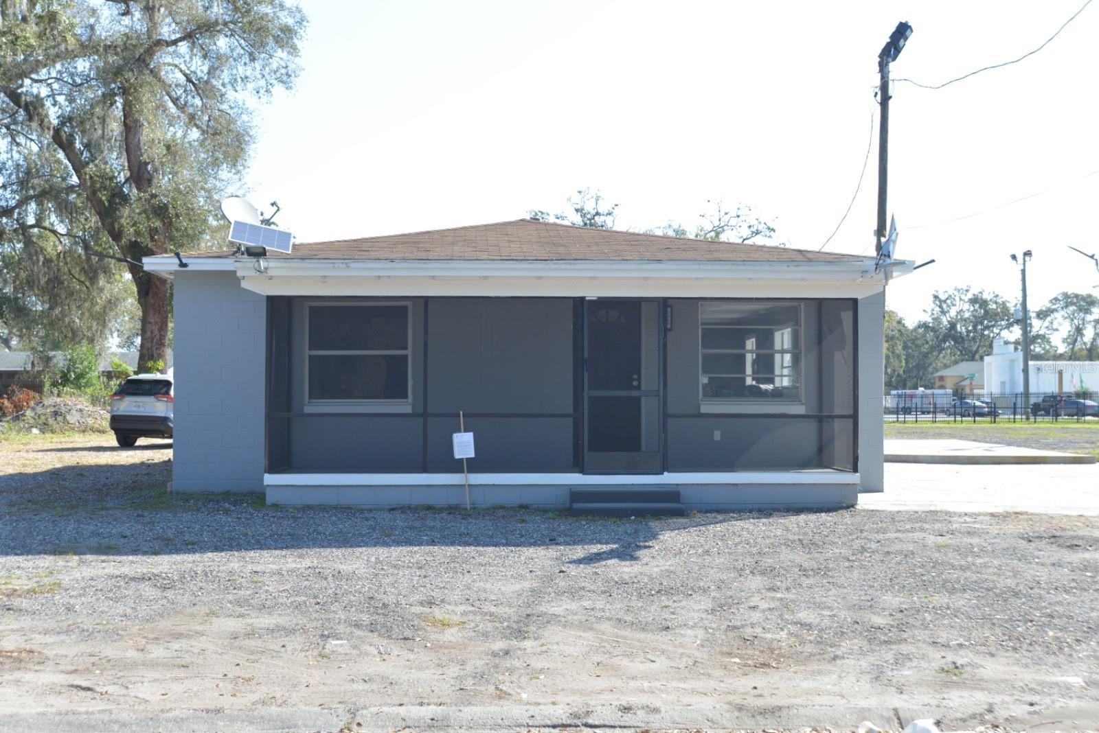 Image 24 of 31 For 5225 Old Winter Garden Road