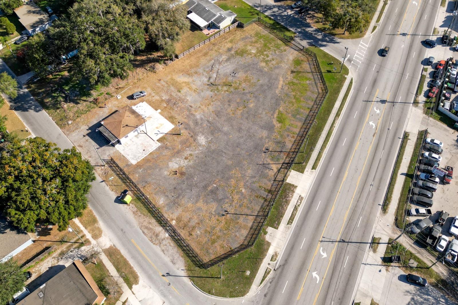 Image 29 of 31 For 5225 Old Winter Garden Road