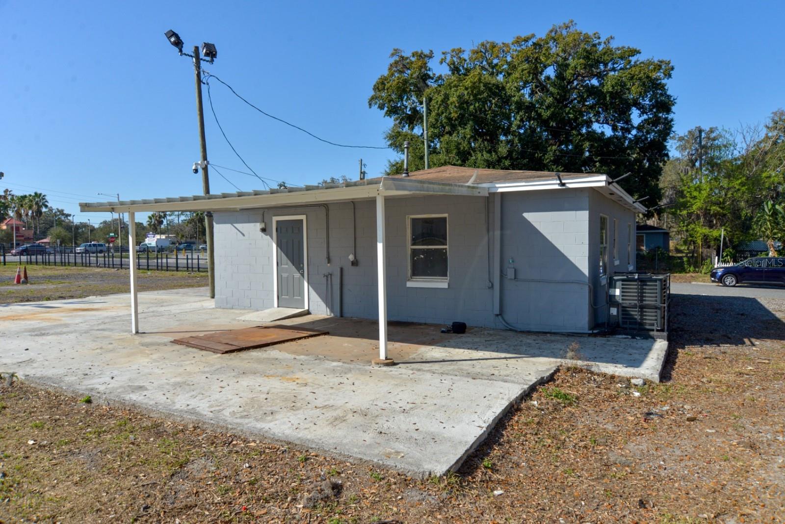 Image 31 of 31 For 5225 Old Winter Garden Road