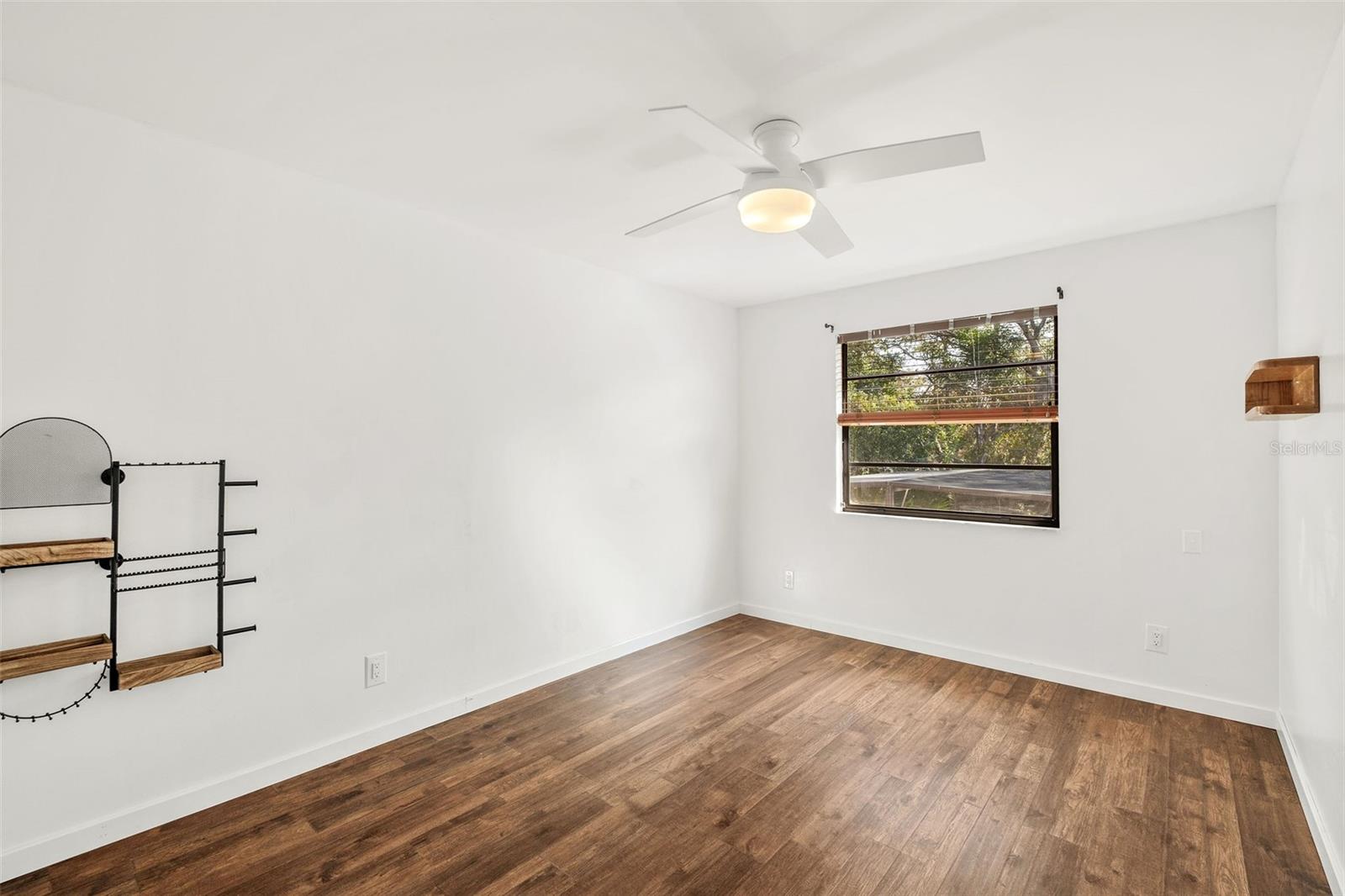 Image 26 of 42 For 1942 Kimberwicke Circle