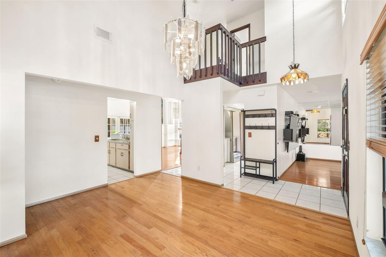 Image 7 of 42 For 1942 Kimberwicke Circle