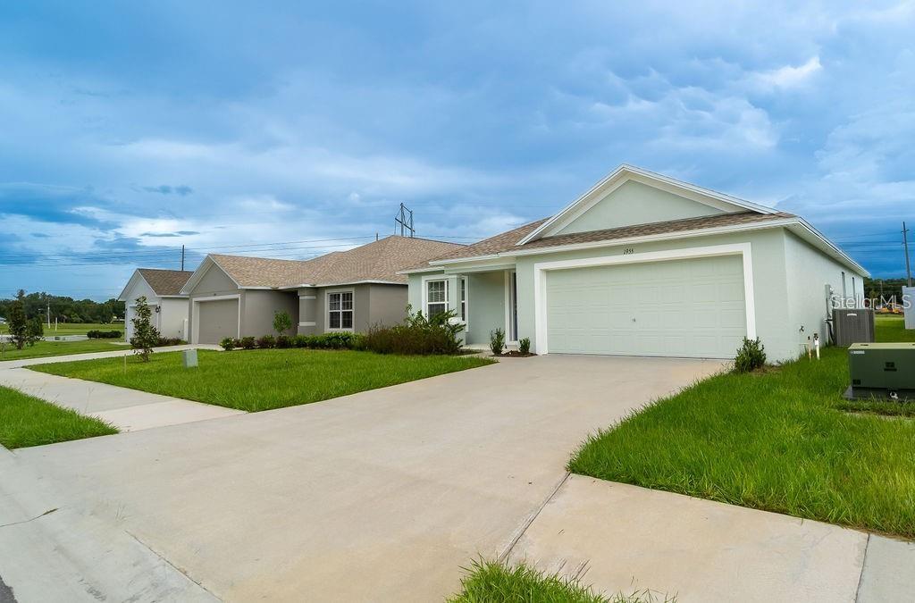 Image 40 of 44 For 1955 Thompson Preserve Boulevard