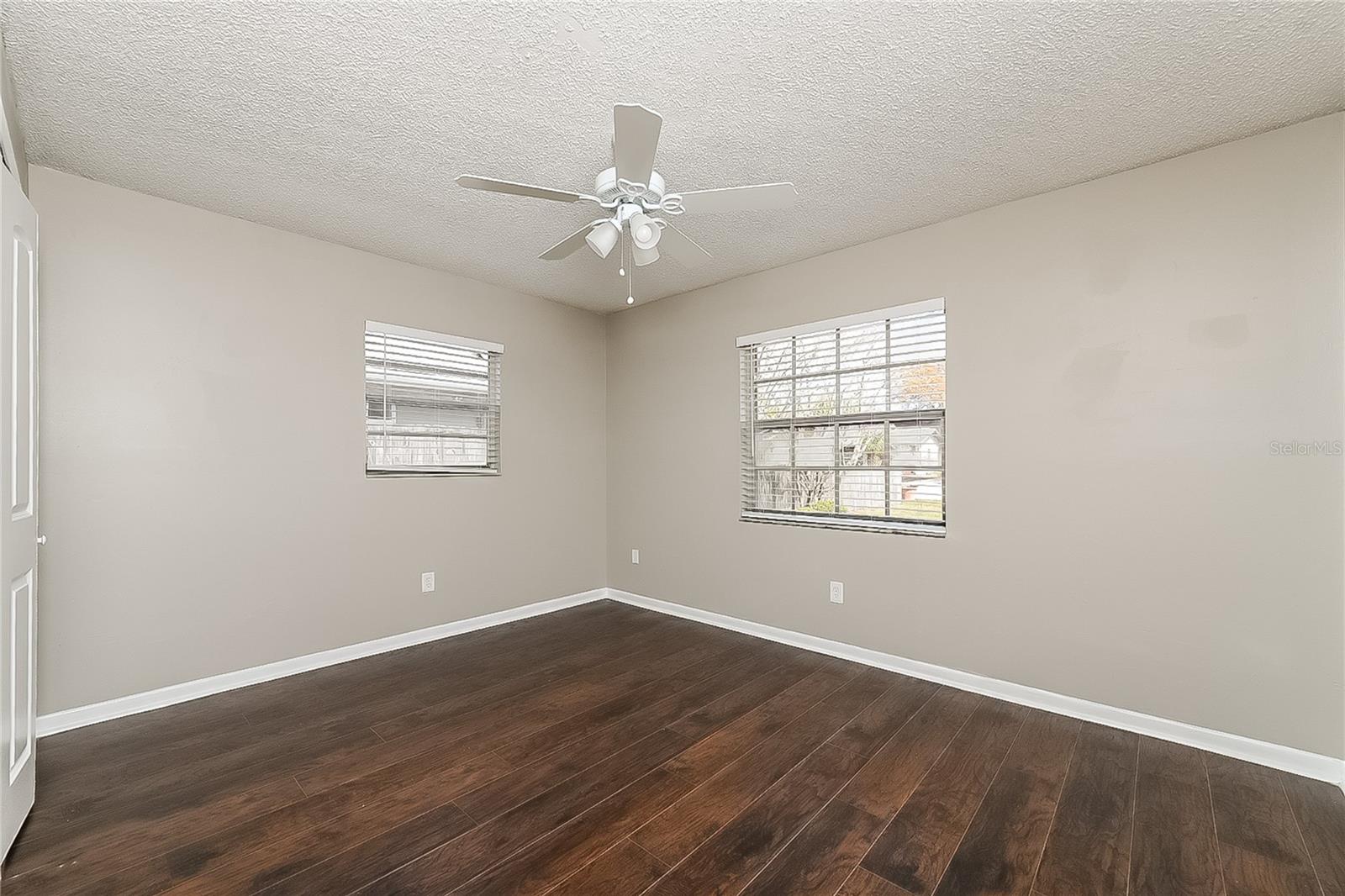 Image 11 of 16 For 1406 Cromwell Drive