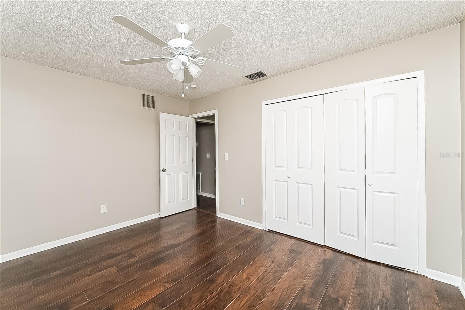 Image 12 of 16 For 1406 Cromwell Drive