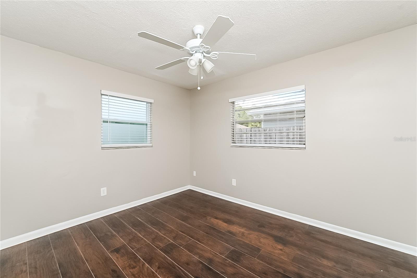 Image 9 of 16 For 1406 Cromwell Drive