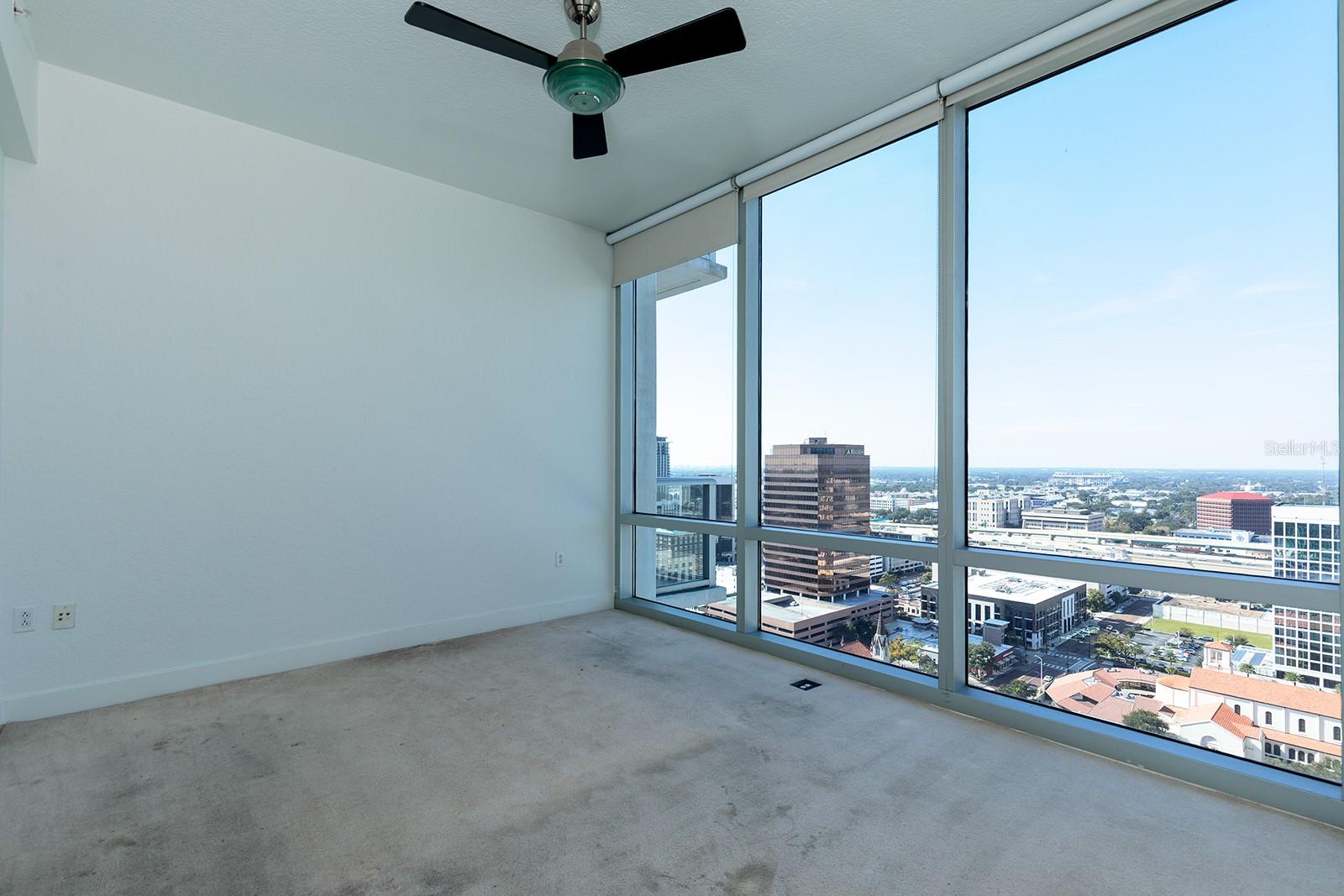 Image 14 of 34 For 150 Robinson Street 2408