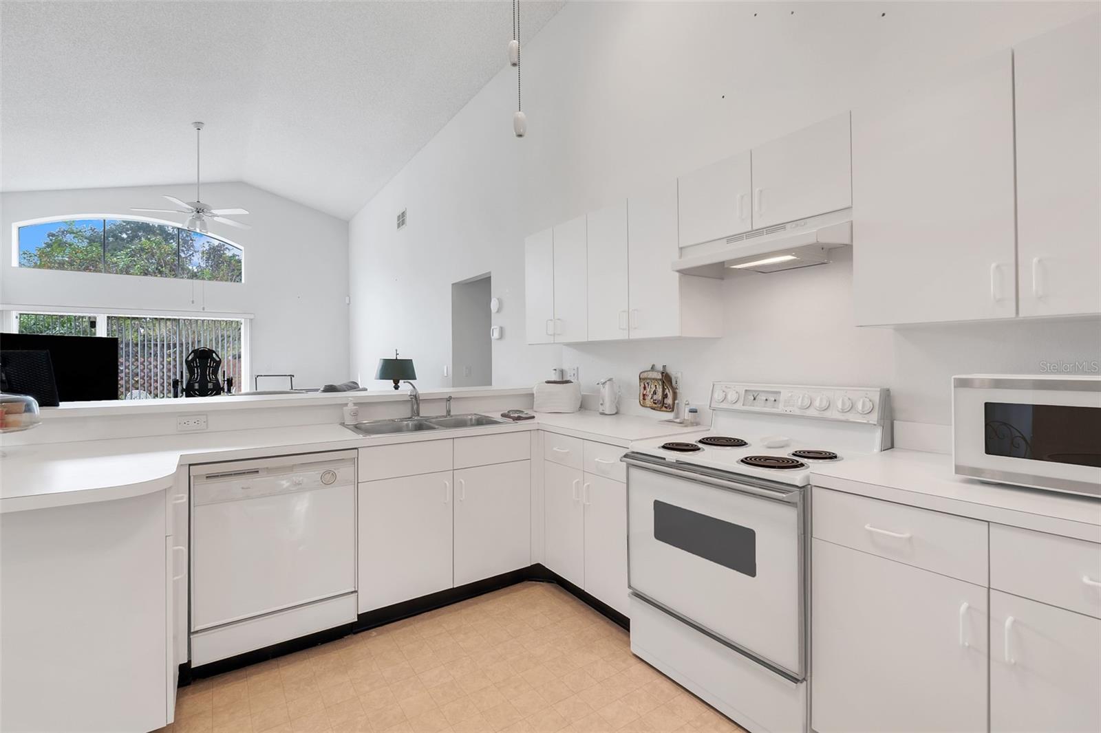 Image 11 of 29 For 6872 Limpkin Drive