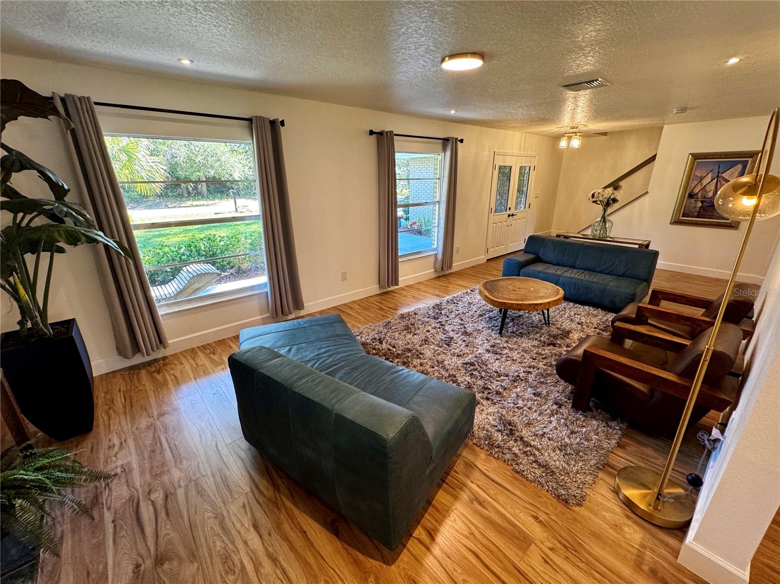 Image 4 of 12 For 917 Brantley Drive