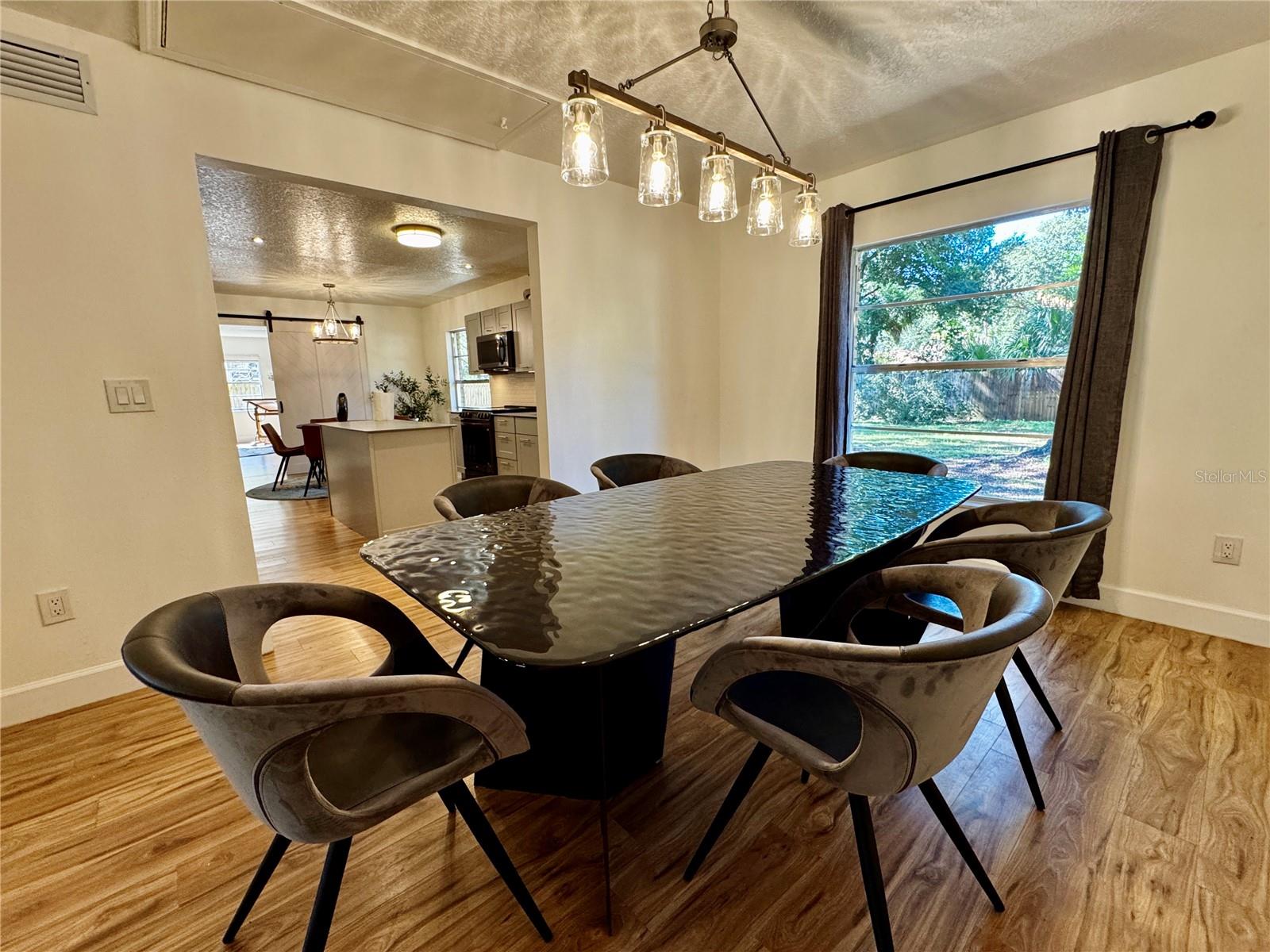 Image 6 of 12 For 917 Brantley Drive