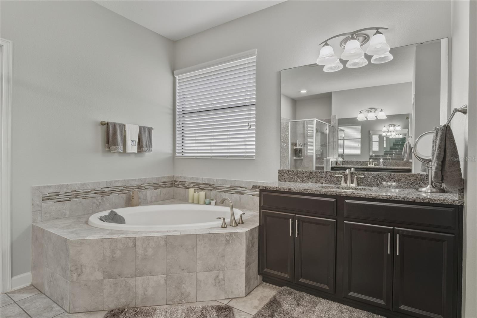 Image 16 of 64 For 7578 Purple Finch Street