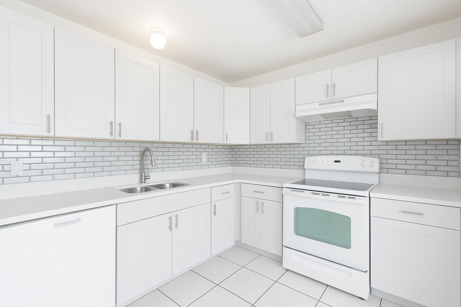 Image 10 of 33 For 5453 Wood Crossing Street