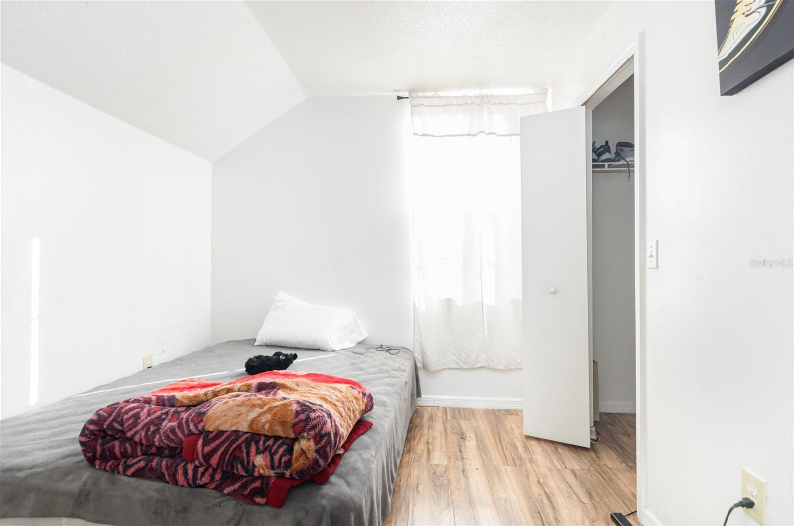 Image 19 of 33 For 5453 Wood Crossing Street