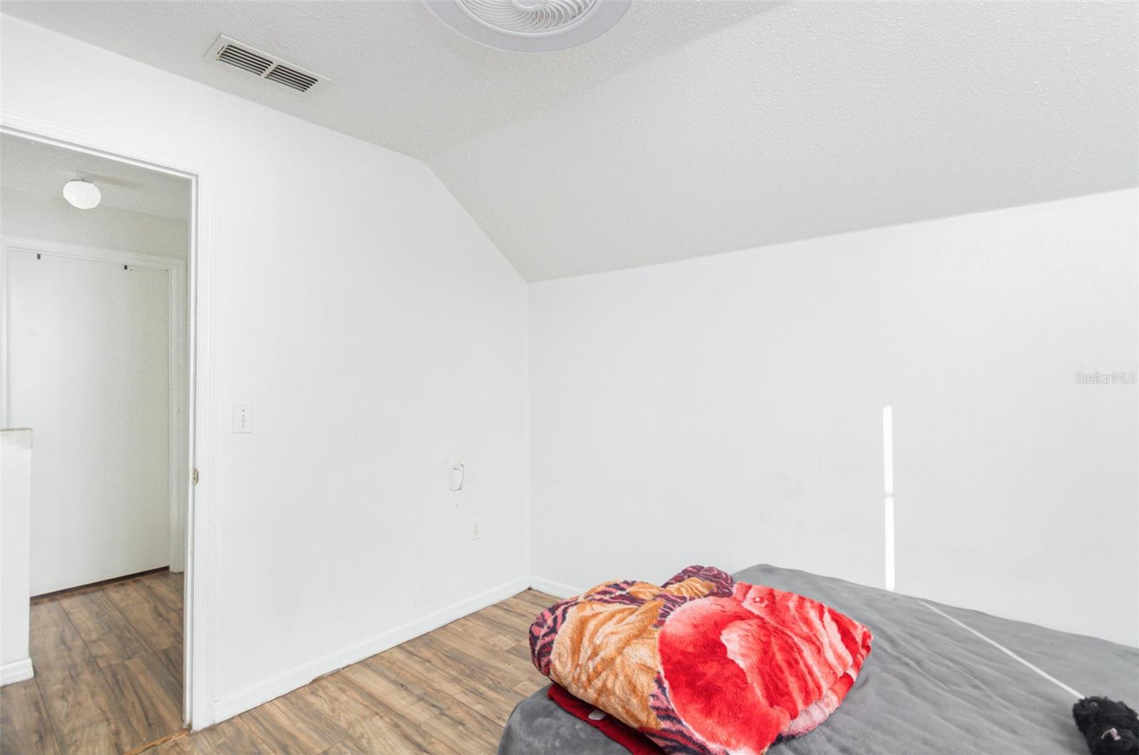 Image 20 of 33 For 5453 Wood Crossing Street