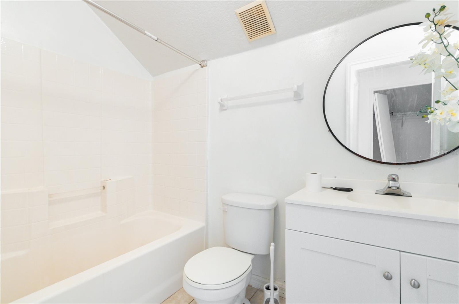 Image 24 of 33 For 5453 Wood Crossing Street