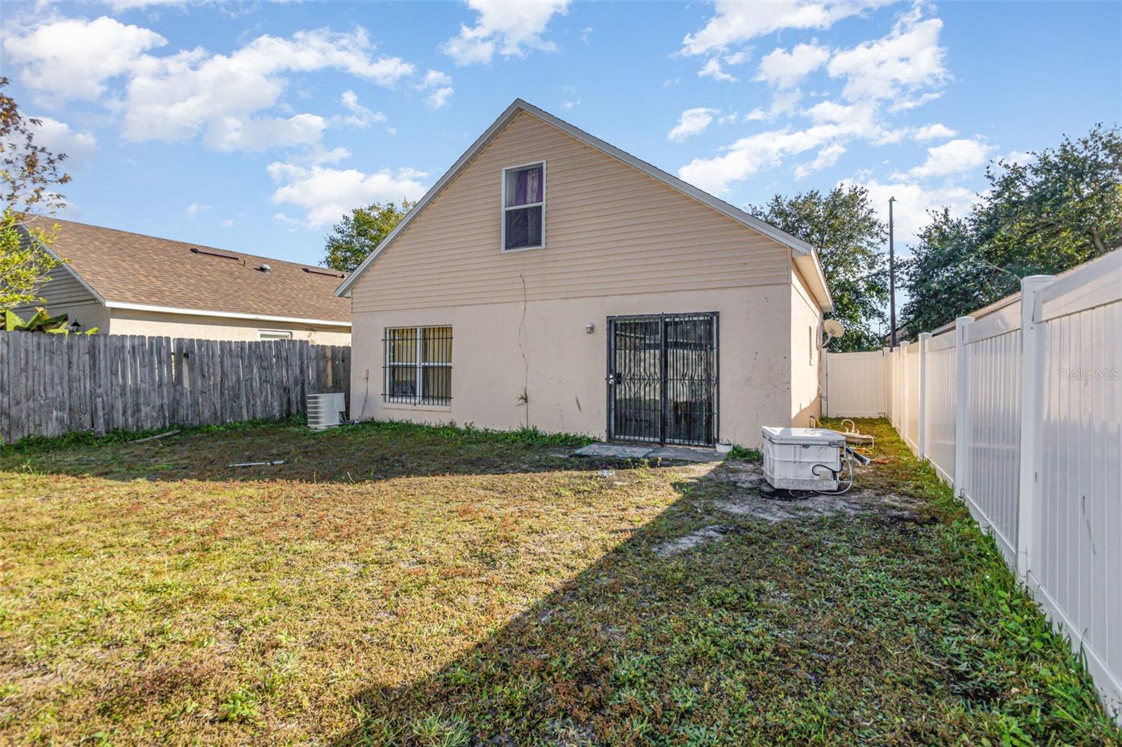 Image 27 of 33 For 5453 Wood Crossing Street