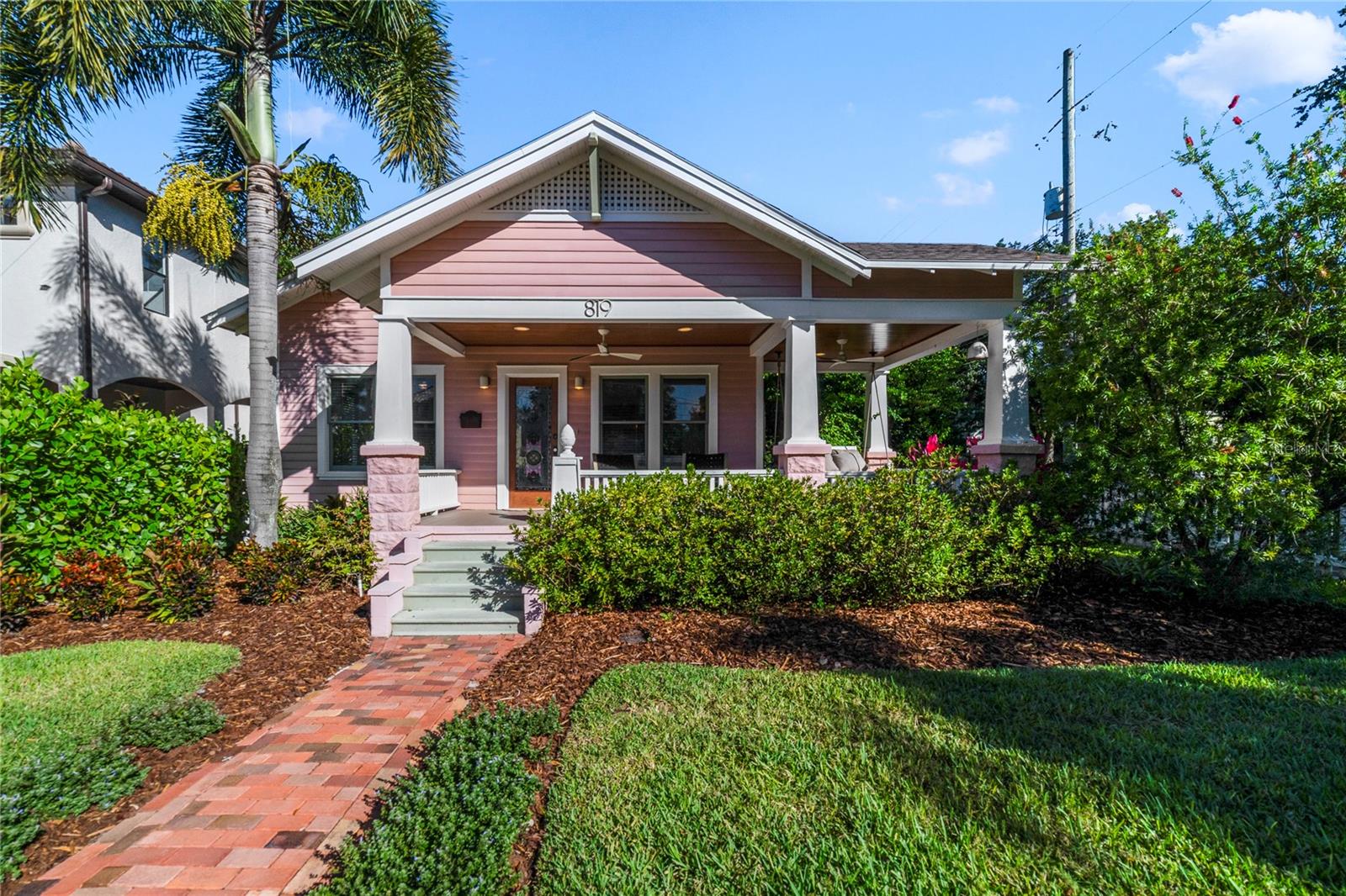 Image 2 of 31 For 819 Pine Street