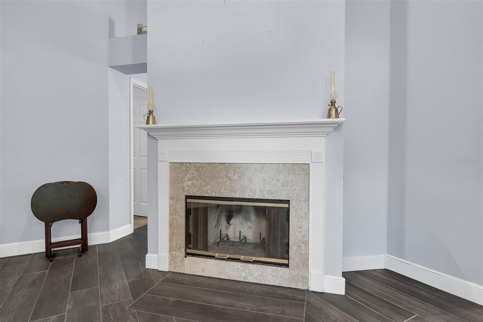 Image 11 of 44 For 650 Regina Lane