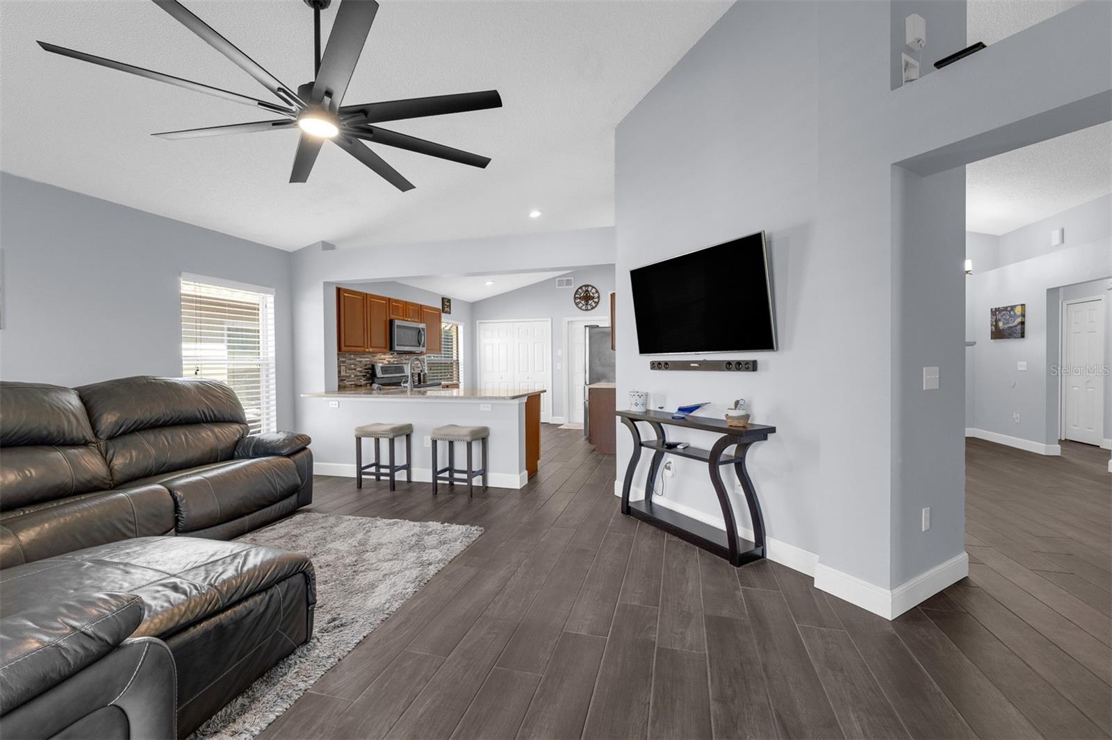 Image 12 of 44 For 650 Regina Lane