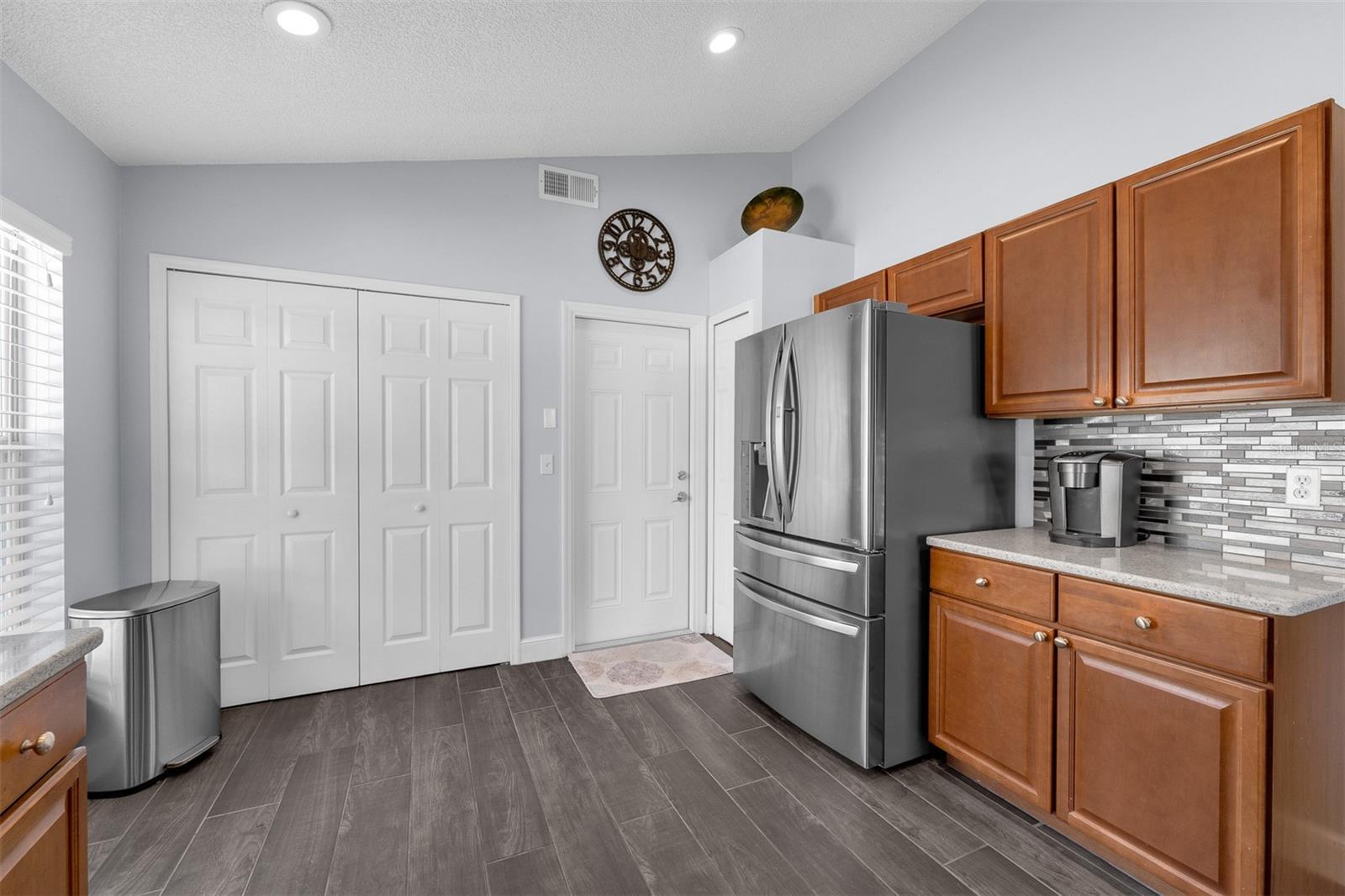 Image 16 of 44 For 650 Regina Lane