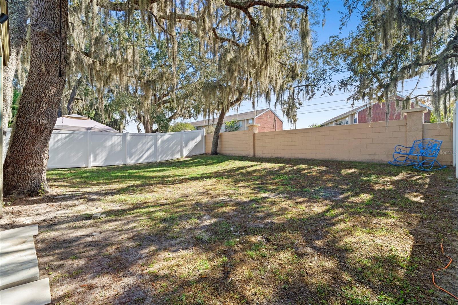 Image 22 of 29 For 11618 Sarita Court