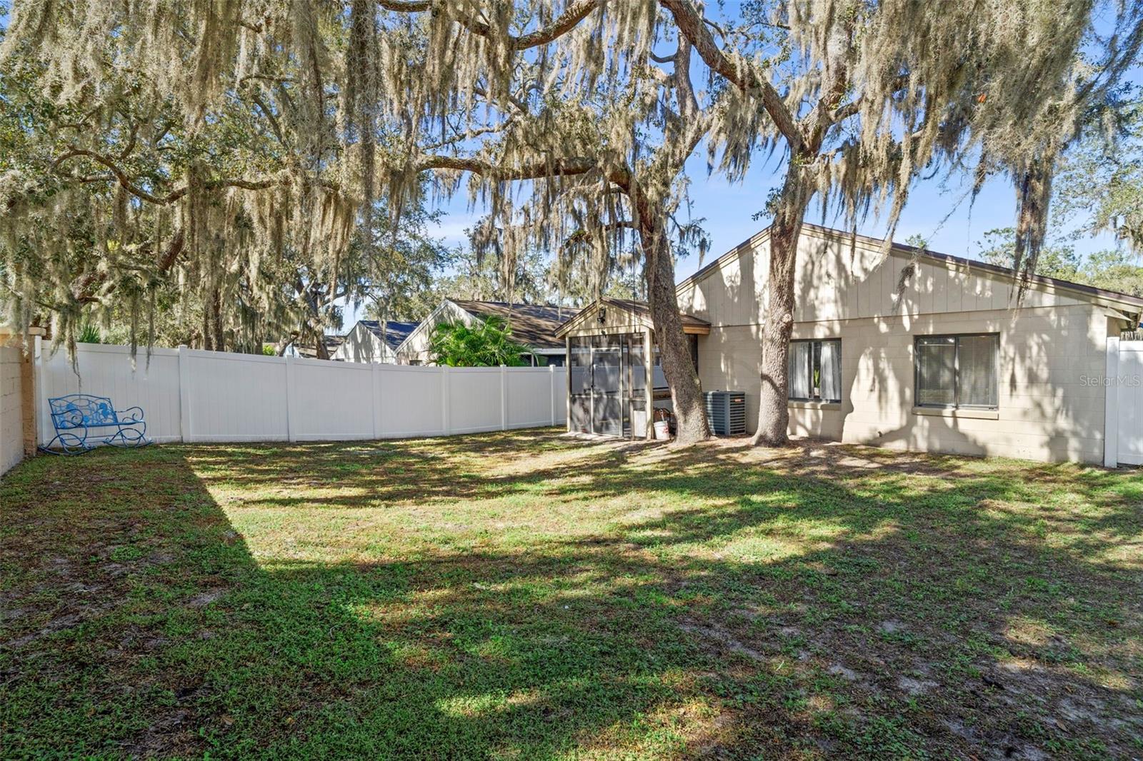 Image 23 of 29 For 11618 Sarita Court