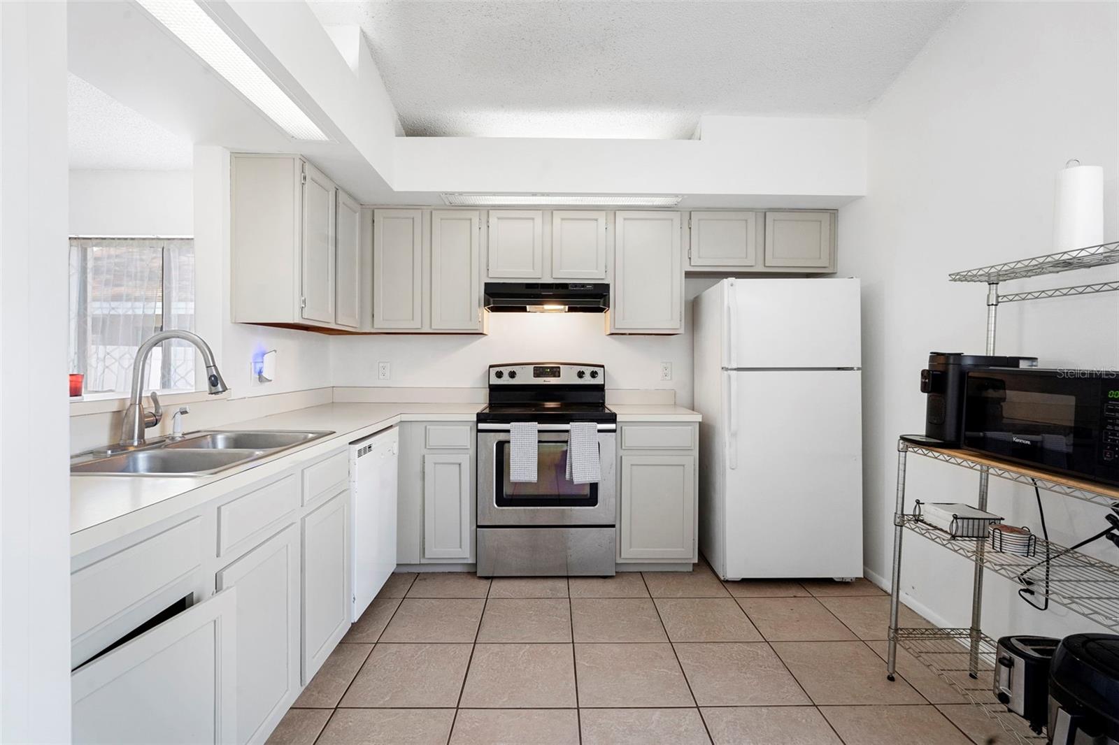 Image 7 of 29 For 11618 Sarita Court