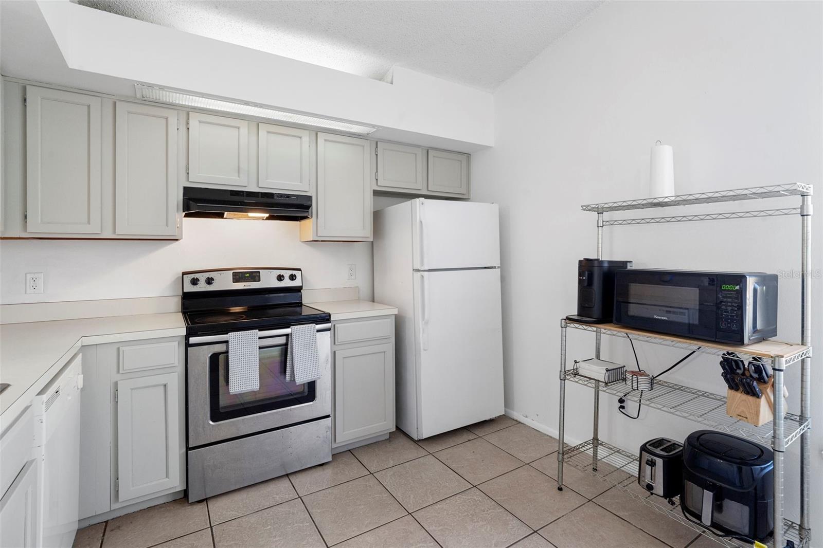 Image 9 of 29 For 11618 Sarita Court