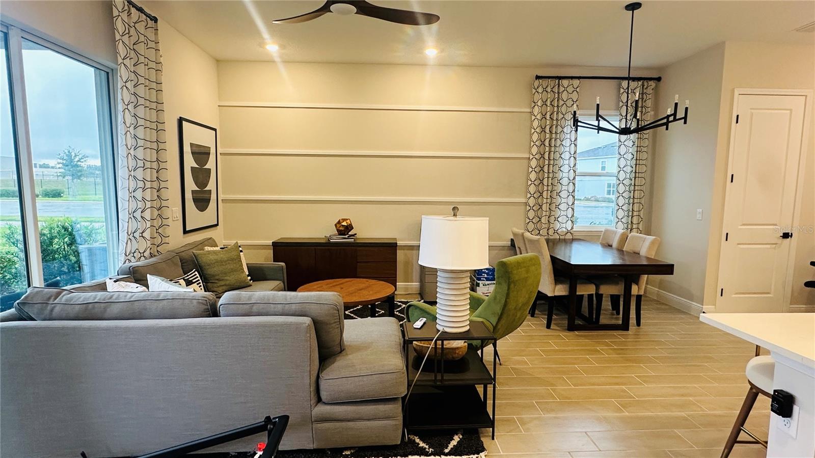 Image 13 of 33 For 16956 Hamlin View Street