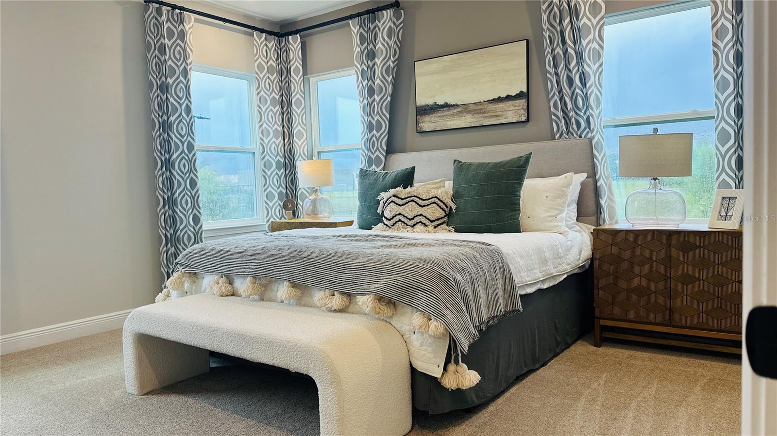 Image 17 of 33 For 16956 Hamlin View Street