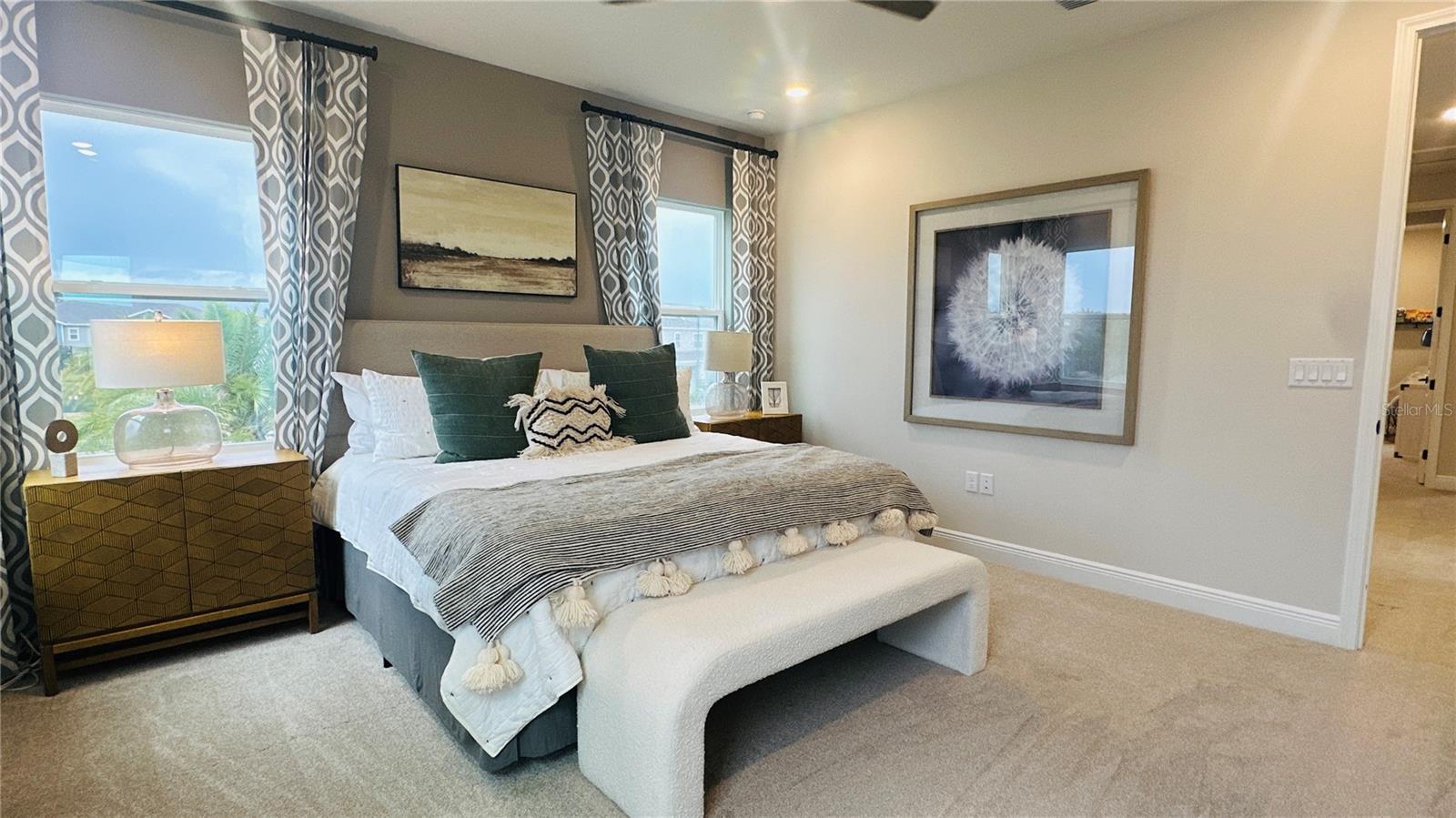 Image 20 of 33 For 16956 Hamlin View Street