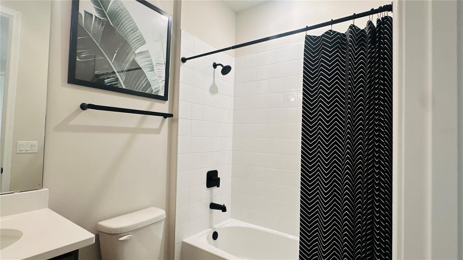 Image 22 of 33 For 16956 Hamlin View Street