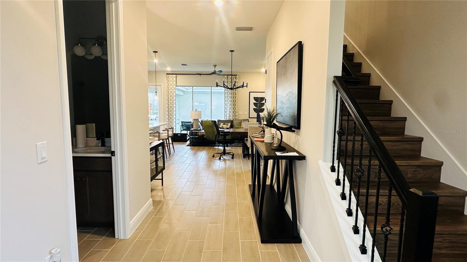 Image 3 of 33 For 16956 Hamlin View Street