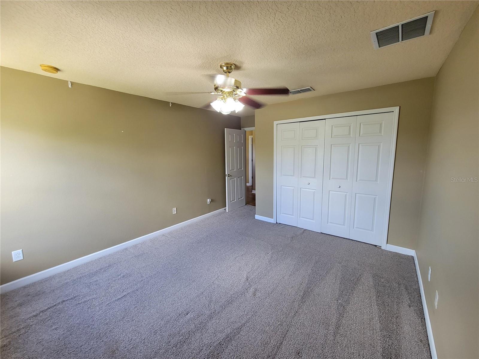 Image 11 of 93 For 3145 Twisted Oak Loop