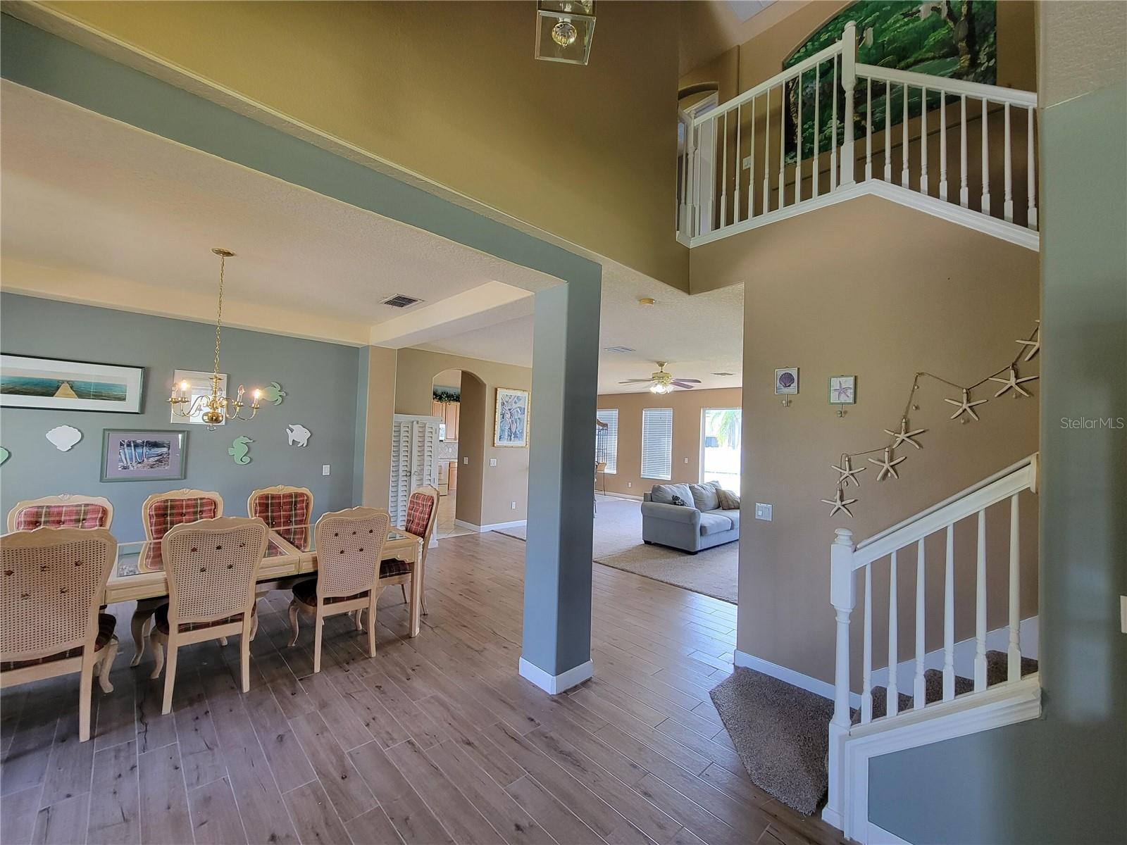 Image 26 of 93 For 3145 Twisted Oak Loop