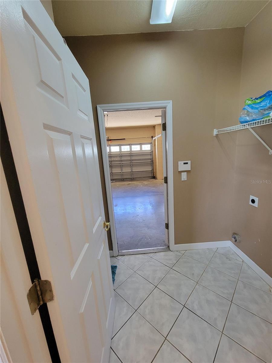 Image 35 of 93 For 3145 Twisted Oak Loop