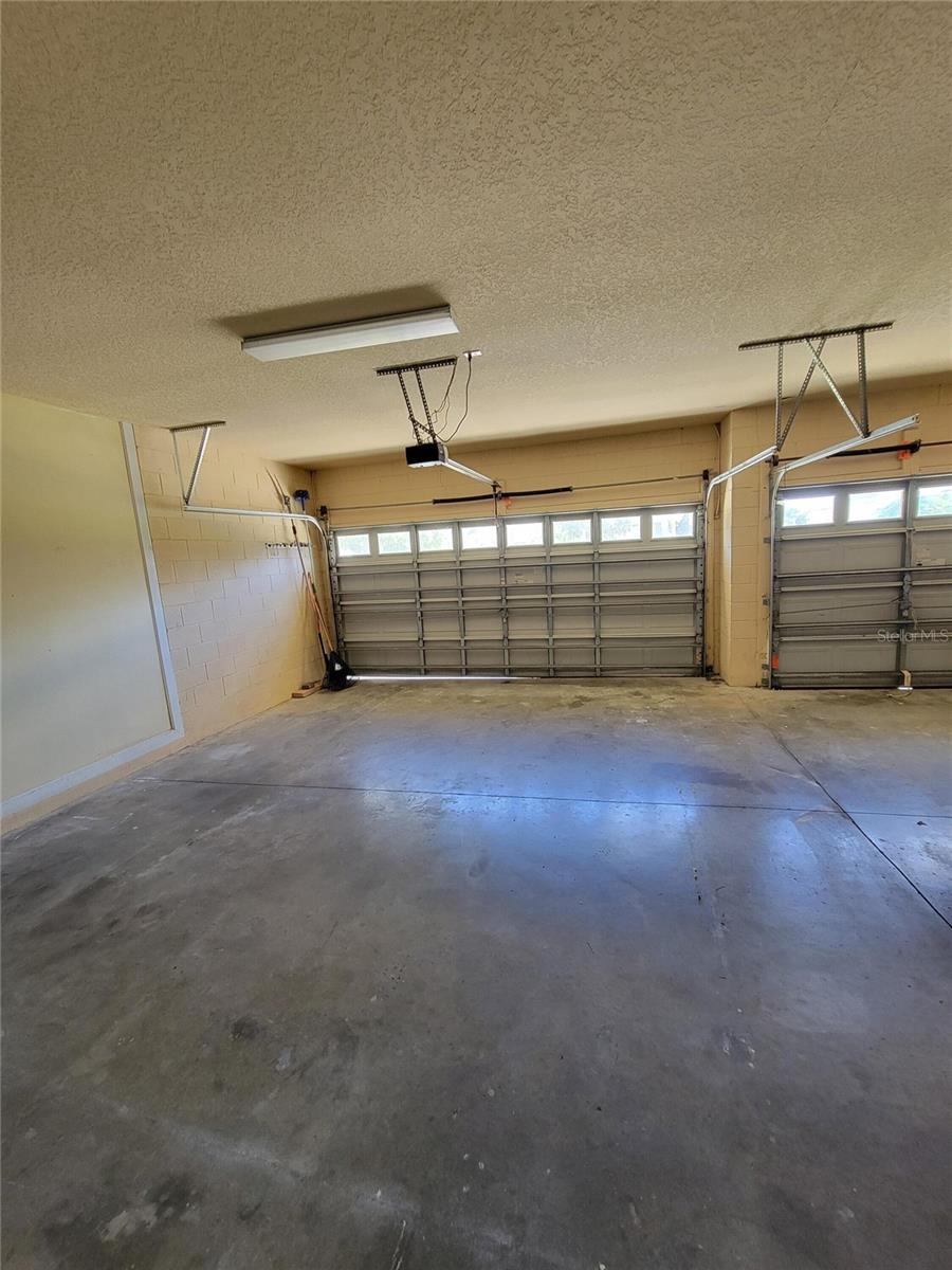 Image 36 of 93 For 3145 Twisted Oak Loop