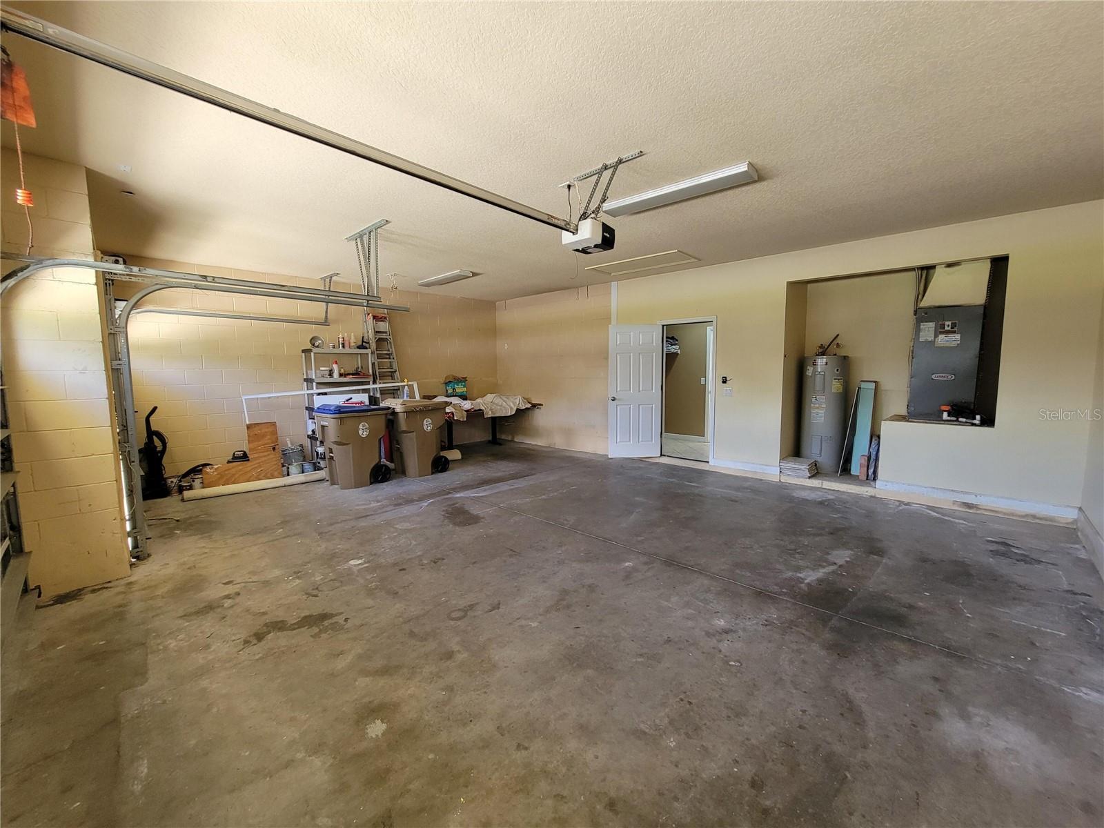 Image 39 of 93 For 3145 Twisted Oak Loop