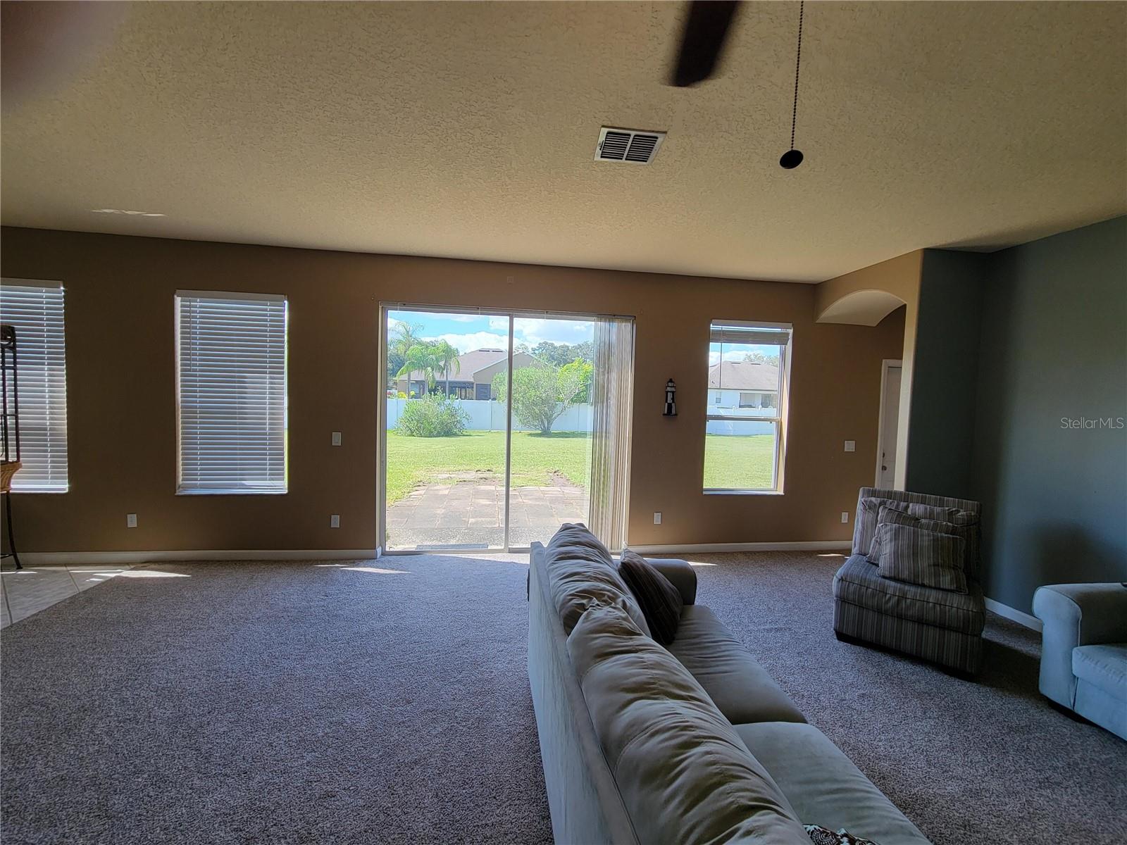 Image 40 of 93 For 3145 Twisted Oak Loop