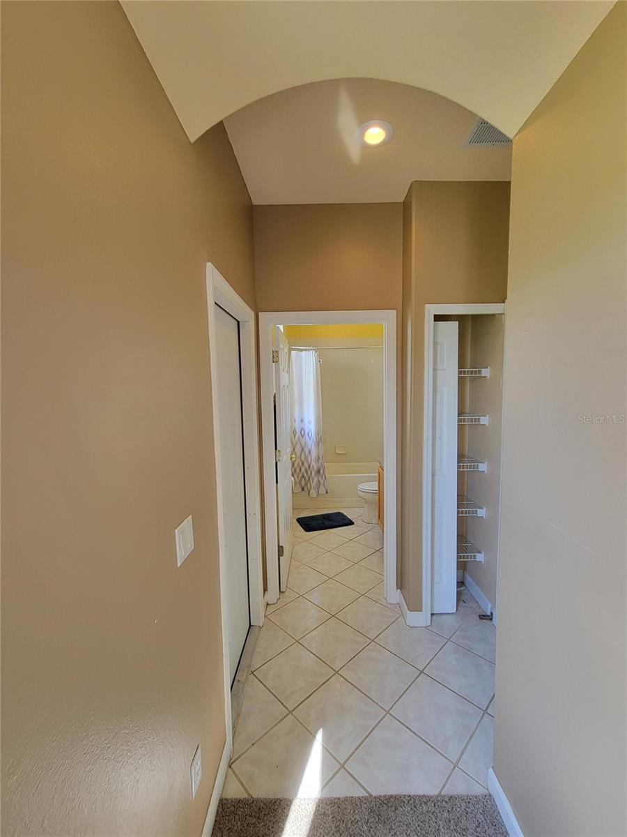 Image 43 of 93 For 3145 Twisted Oak Loop