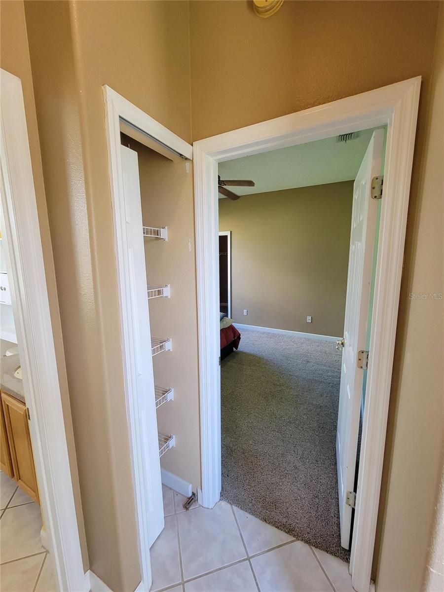 Image 44 of 93 For 3145 Twisted Oak Loop