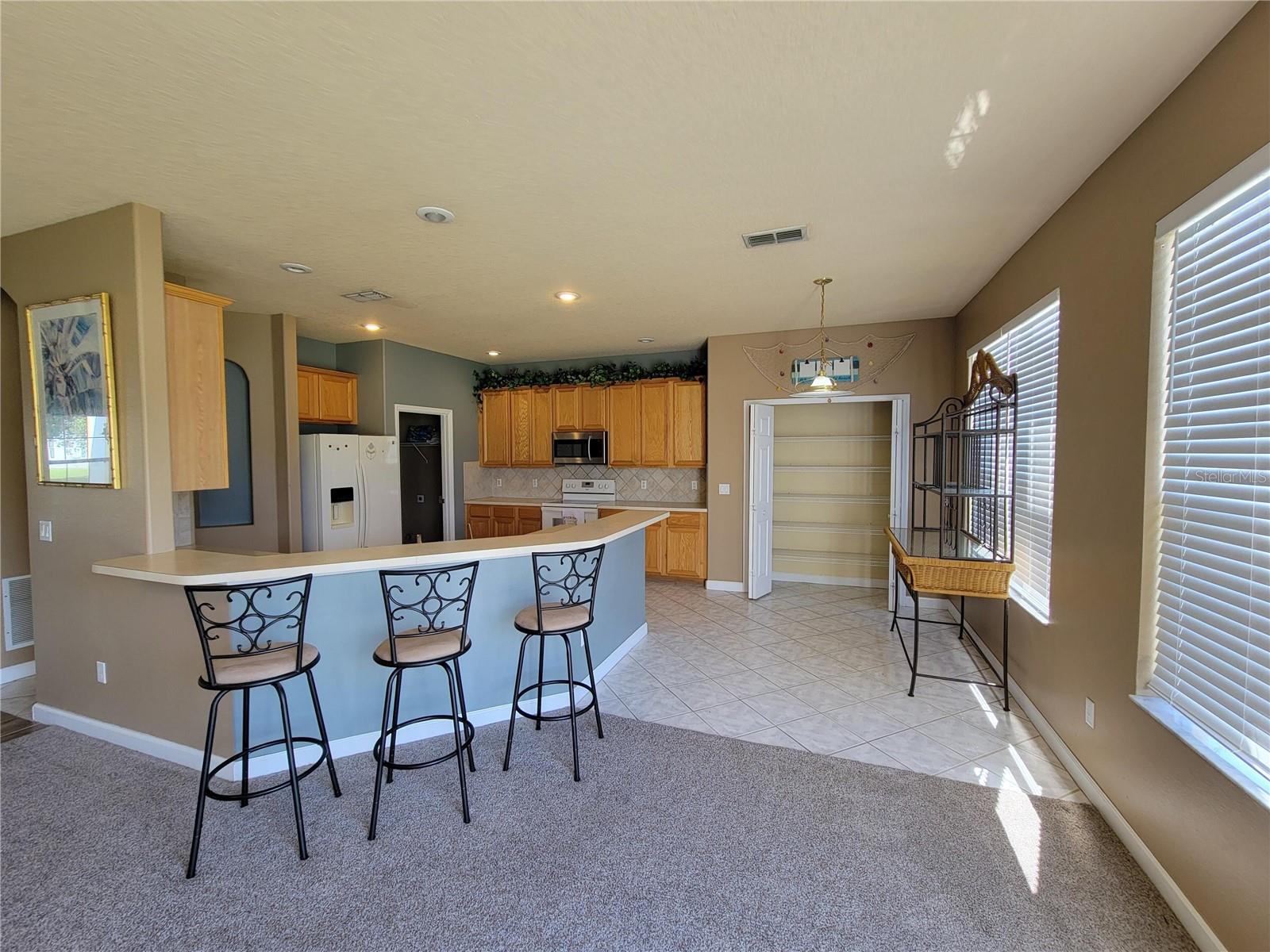 Image 51 of 93 For 3145 Twisted Oak Loop